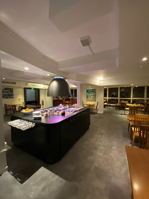 Hôtel Cyano Fréjus-Saint Raphaël, Breakfast area