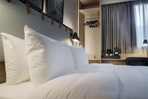 Campanile Paris Est - Pantin, Room