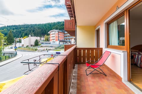 Hotel Bonapace, Balcony