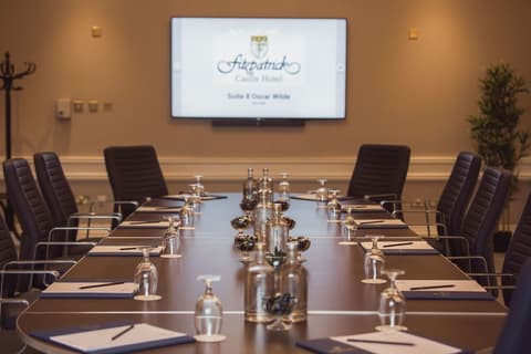 Fitzpatrick Castle Hotel, Business center