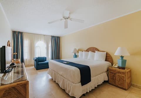 Caribbean Palm Village Resort, Room