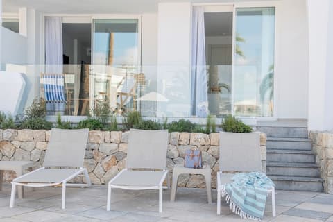 Roc Portonova Apartments, 