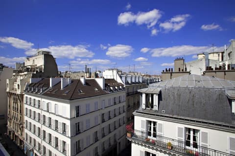 Hotel Elysée Secret, Exterior