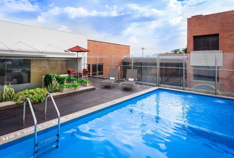 Sonesta Hotel Cali, Outdoor pool