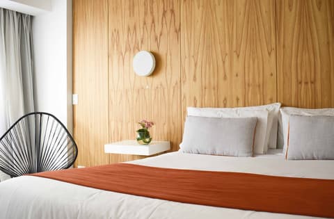 Deco Collection, Room