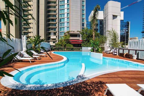 Hi Hotel Bari, Outdoor pool