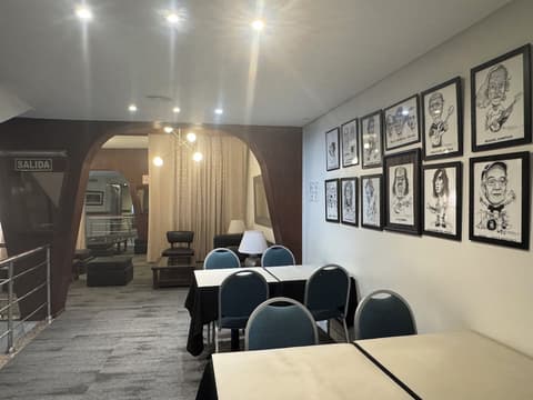 La Perla, Living area