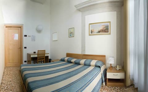Casa Sant'Andrea, Room