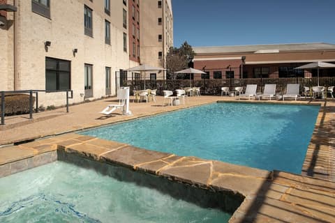 Hilton Garden Inn Dallas/Duncanville, Pool