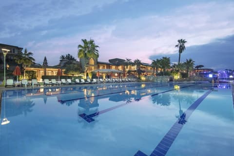 Pine Beach Belek - All Inclusive, Pool