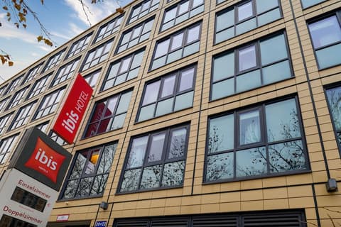 ibis Muenchen Parkstadt Schwabing, Front of property