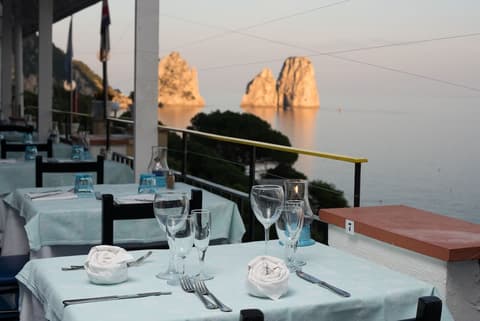 Hotel Weber Ambassador, Restaurant