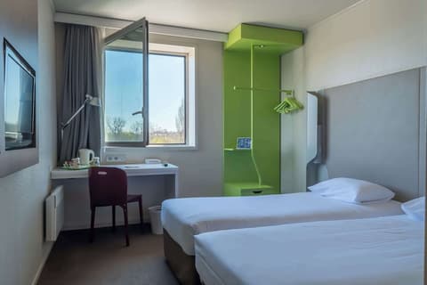 Hotel Campanile Nogent Sur Marne, Room