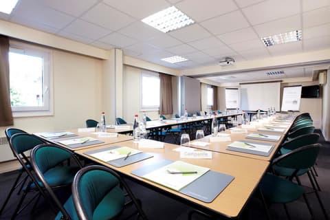 Hotel Campanile Paris Ouest - Chaville, Meeting facility