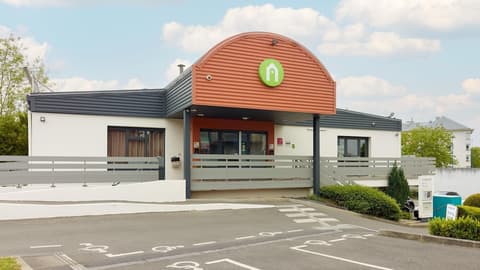 Campanile NATURE - Marne La Vallée - Chelles, Exterior