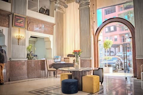 Imperial Holiday Hôtel & spa, Interior entrance