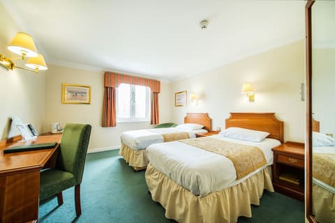 The Arden Hotel & Leisure Club, Room