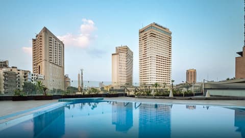 Pyramisa Suites Hotel Cairo, Outdoor pool
