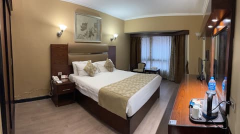 Pyramisa Suites Hotel Cairo, Room