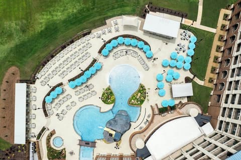 Renaissance Shoals Resort and Spa, Pool