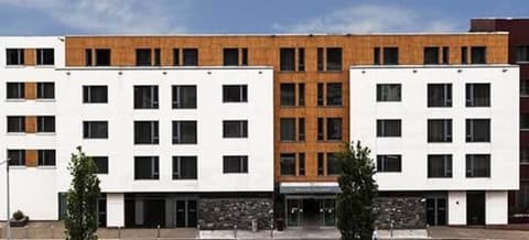 The Croke Park Hotel, Front of property