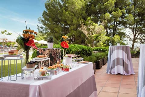 Dolce by Wyndham Barcelona Resort, Property amenity