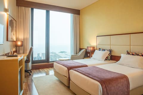 VIP Executive Art's, Room