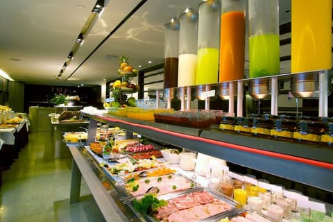 Hotel Puerta América, Breakfast buffet