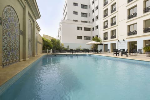 Ramada by Wyndham Fes, Pool