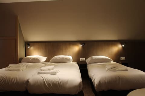 Aston City Hotel, Room