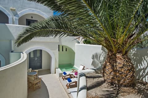 Atlantis Beach Villa, Exterior