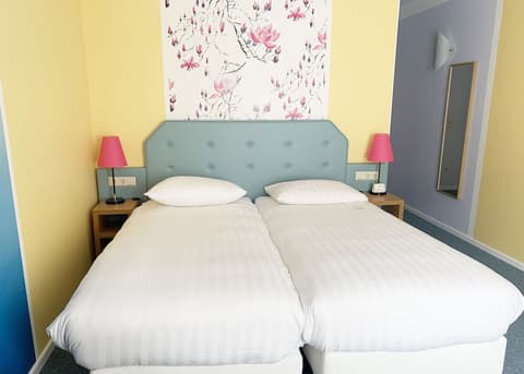 Hotel Parc Plaza, Room