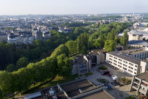 Hotel Parc Plaza, Aerial view