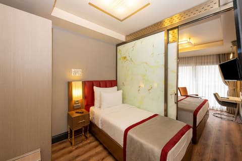 Ramada by Wyndham Istanbul Pera, Room