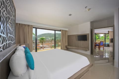 Andamantra Resort and Villa Phuket, Room