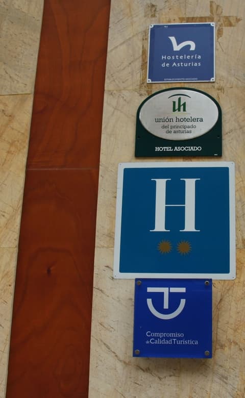 Hotel Alda Centro Oviedo, Reception