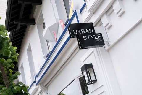 Urban Style Biarritz Hôtel du Relais, Front of property