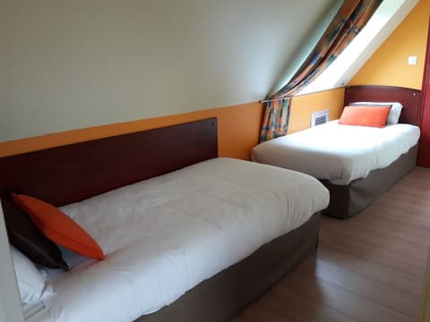 Hotel Crocus Caen Memorial, Room