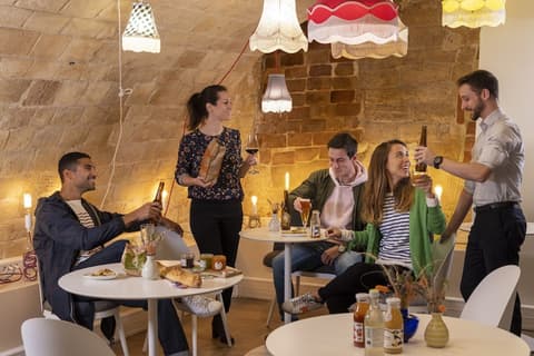 Hôtel MARAIS HÔme, Lobby sitting area