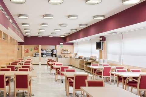 Holiday Inn Express Madrid-Alcobendas by IHG, Breakfast meal