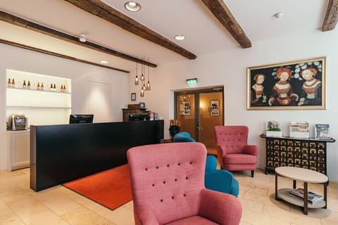 Merchants House Hotel, Interior entrance