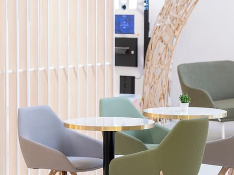 Novotel Suites Montpellier, Lobby sitting area