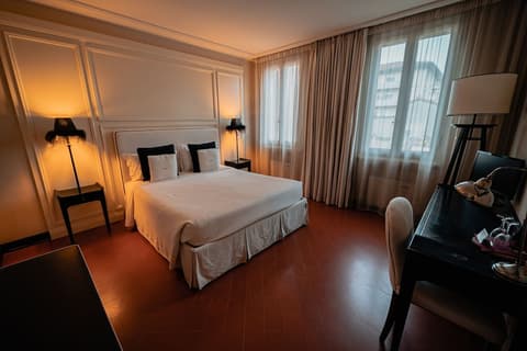 Santa Maria Foris, Room