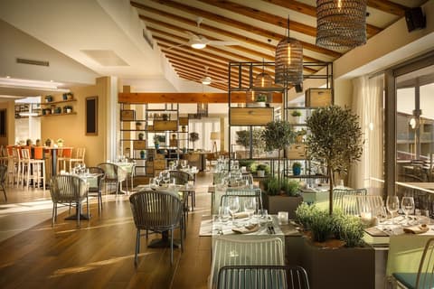 Valamar Argosy Hotel, Restaurant