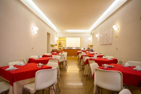 Hotel Italia, Breakfast area