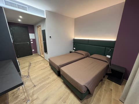 Hotel Castelli, Room