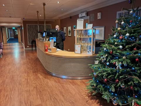 The Royal Hotel Cardiff, Reception