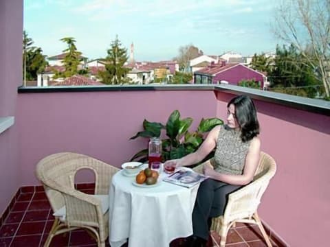 Hotel Altieri, Terrace/patio