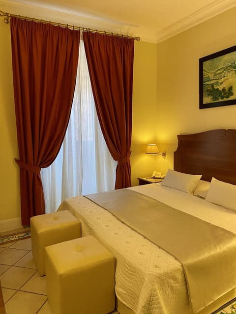 Akropolis Hotel, Room