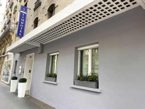 Timhotel Boulogne Rives de Seine, Property entrance
